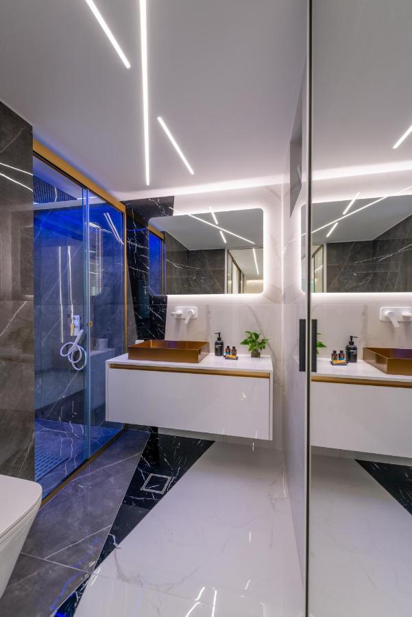 H Experience Spectacular Rooftop Loft كاندية المظهر الخارجي الصورة